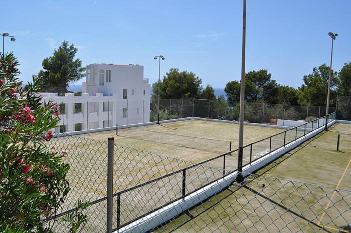 Hotel Village Cala Vadella  Exterior photo