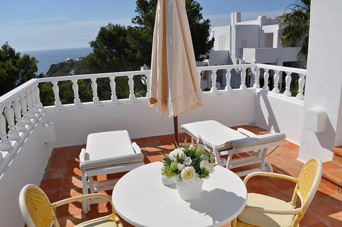 Hotel Village Cala Vadella  Room photo